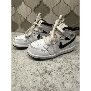 Nike Air Jordan 1 Mid Reverse Panda Sneakers Toddler Size 7C- DQ8425-132